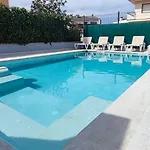 Desing House Panorama فيلة بلانيس